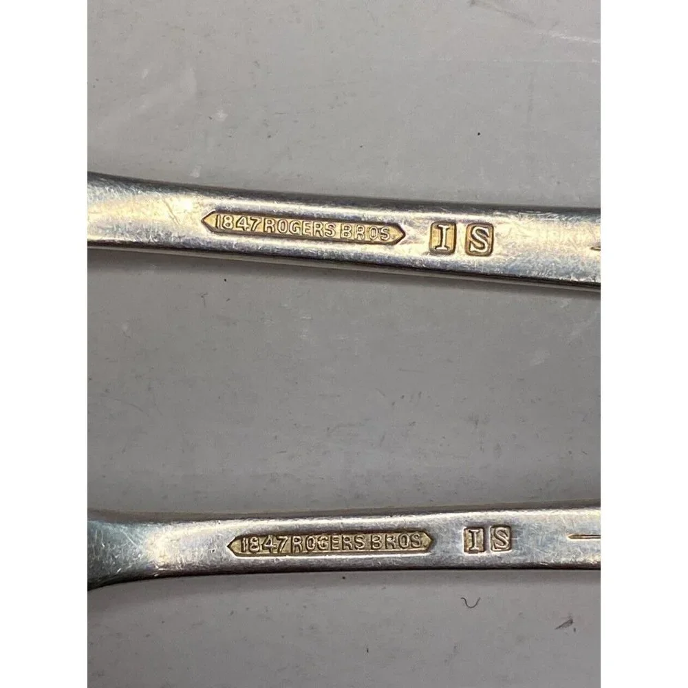 Vtg 1847 Rogers Bros Silverplate IS Replacement 8pc Set Restore Repurpose S Mono